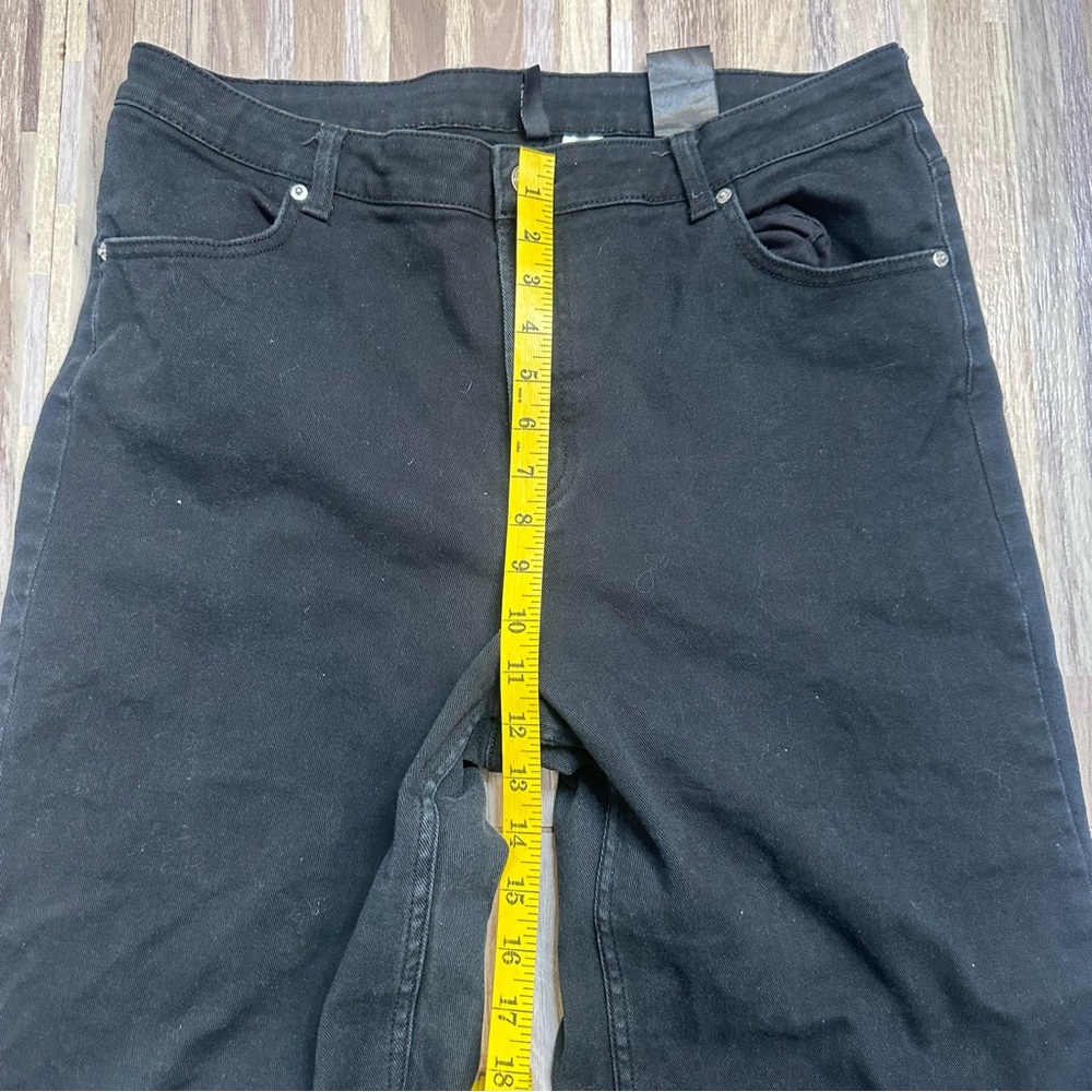 H&M Women’s Relaxed Fit Wide Leg Black Jeans Size 16 - Picture 3 of 9